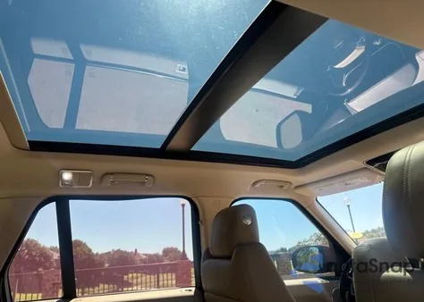 2017 Land Rover Range Rover 5.0L V8 Supercharged z USA, uszkodzony, nr VIN SALGS2FE2HA320734